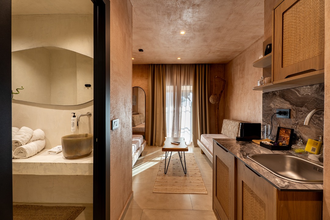 Cameră cvadruplă de lux