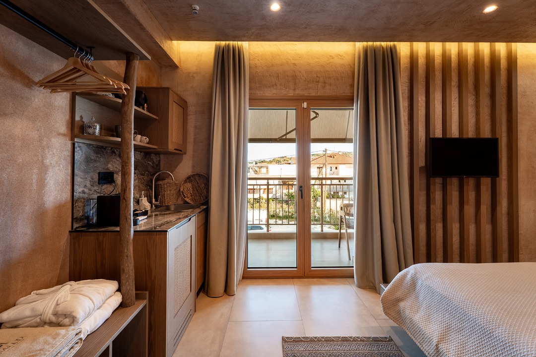 Cameră triplă de lux