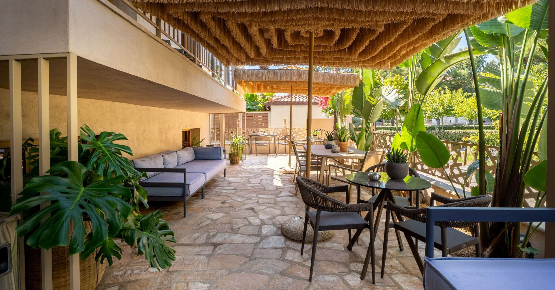 Vara Voastră Începe Aici